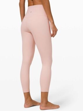 Lululemon Align Pant II 25"
Feather Pink Size 8